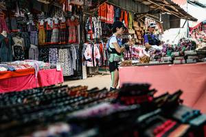 BIB: 
                            <button type="button" onclick="openModal(25388659)" class="btn btn-primary btn-sm float-right btn-popup" data-toggle="modal" data-target=".modal-high-quality">
                        <i class="fas fa-shopping-cart"></i> Add to Cart
                    </button>
                                            <button type="button" onclick="isThisMe(25388659, true)" class="btn btn-success btn-sm float-right btn-popup btn-isme hidden" data-toggle="tooltip" data-placement="bottom" title="นี่คือรูปของคุณใช่ไหม คลิกที่นี่เพื่อเอาเข้าอัลบั้ม">
                        <i class="fas fa-plus"></i> Add to album
                    </button>
                    <button type="button" onclick="isThisMe(25388659, false)" class="btn btn-warning btn-sm float-right btn-popup btn-isnotme hidden">
                        <i class="fas fa-ban"></i> Remove from album
                    </button>